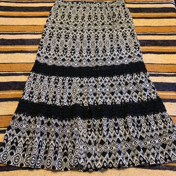 Faded Glory Dresses & Skirts - Vintage 90s Peasant Maxi Skirt Faded Glory Large Black Goth Flowy Whymsigoth